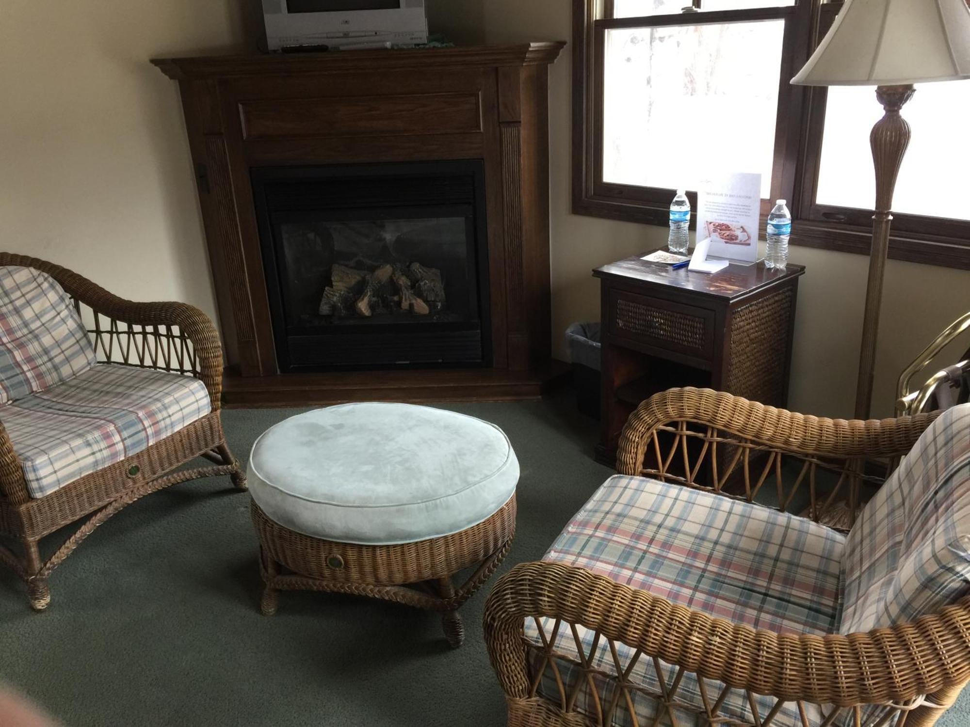 Apple Orchard Inn Hermosa Bilik gambar